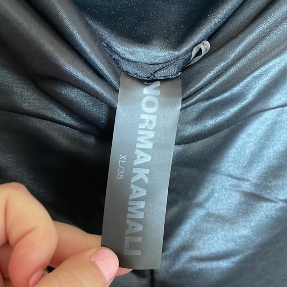 Norma Kamali Black Spat Metallic Shimmer Leggings - Picture 2 of 6